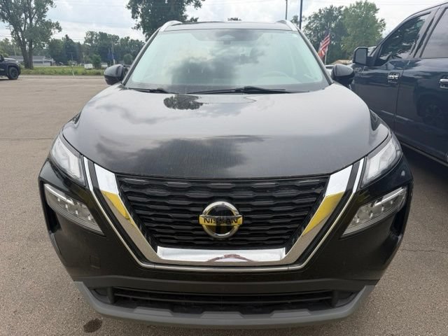 Used 2021 Nissan Rogue SV FWD image 2