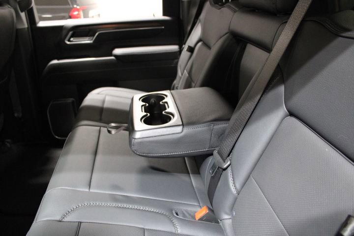 New 2026 GMC Sierra 2500 Denali w/ Denali Reserve Package image 25