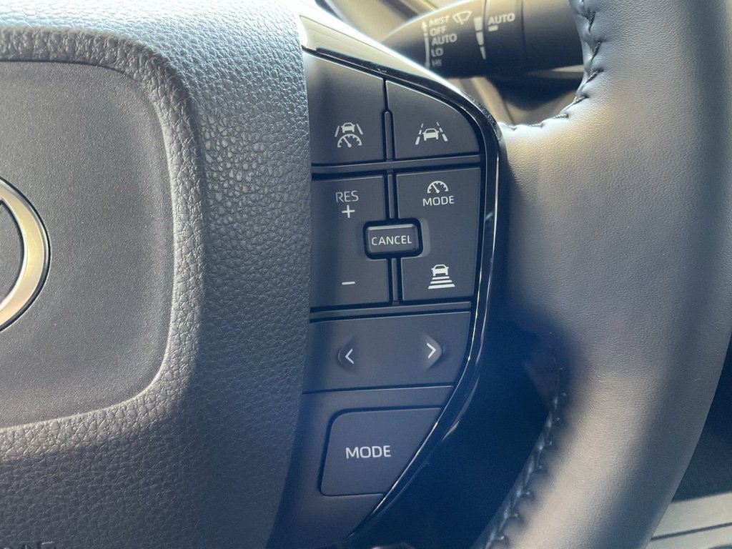 Used 2024 Toyota Prius XLE image 12