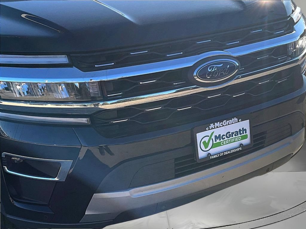 Used 2024 Ford Expedition Limited AWD/4WD image 31