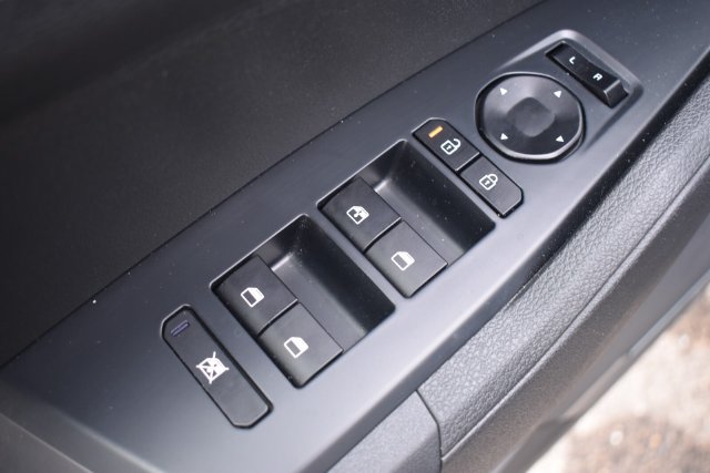 New 2026 Kia Sportage LX w/ LX Convenience Package FWD image 19