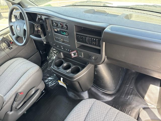 New 2026 GMC Savana 2500 w/ Driver Convenience Package image 23