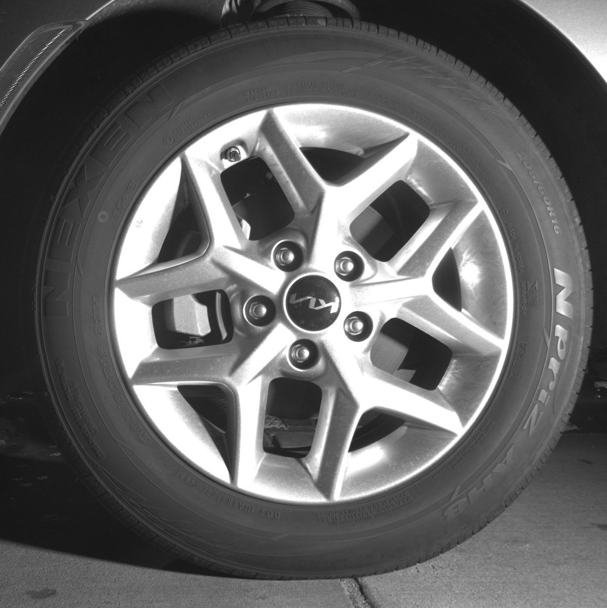 Used 2025 Kia Soul FWD image 12