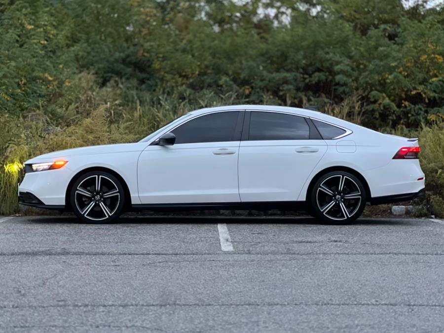 Used 2024 Honda Accord Sport image 5