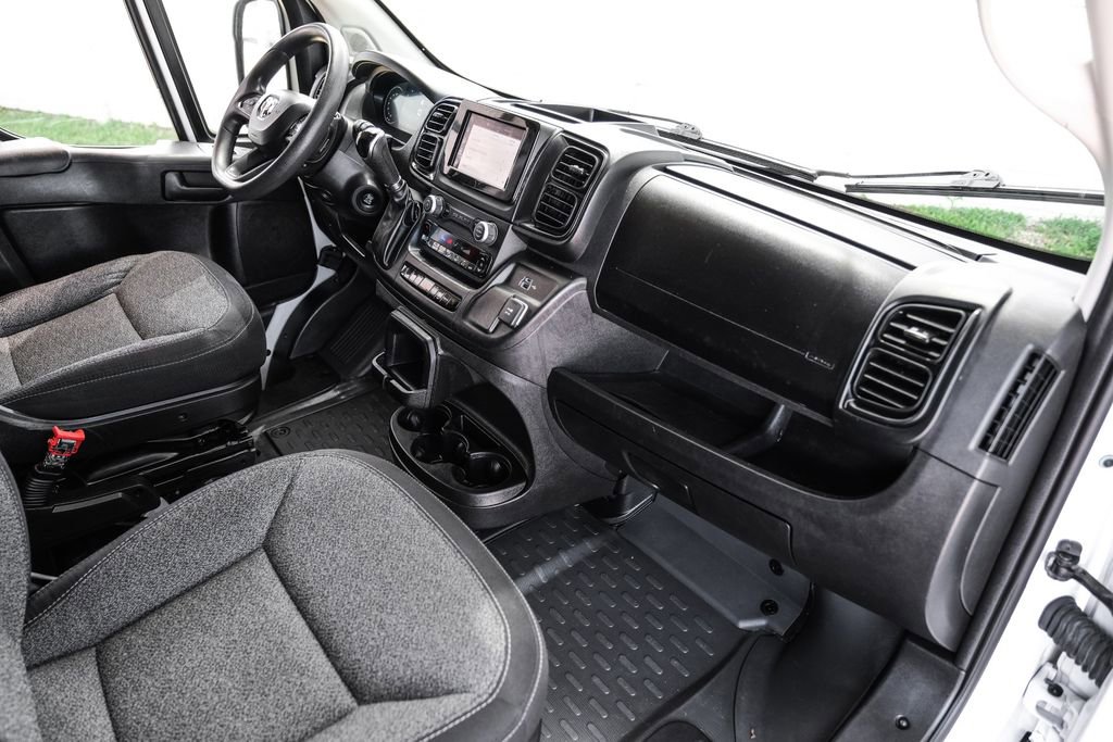 Used 2023 RAM ProMaster 3500 w/ Driver Convenience Group FWD image 9