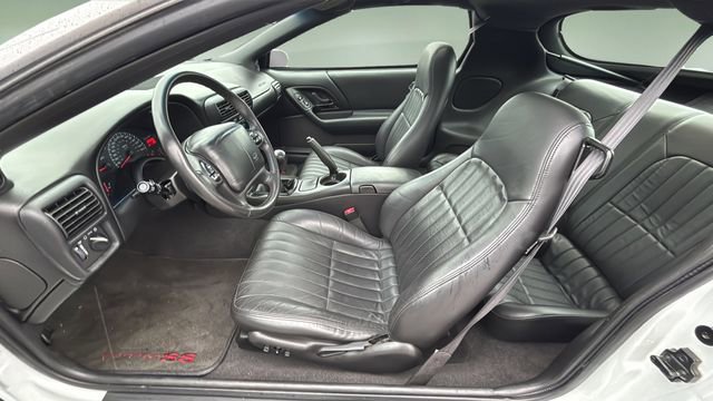 Used 2002 Chevrolet Camaro Z28 w/ SS Performance/Appearance Pkg image 18