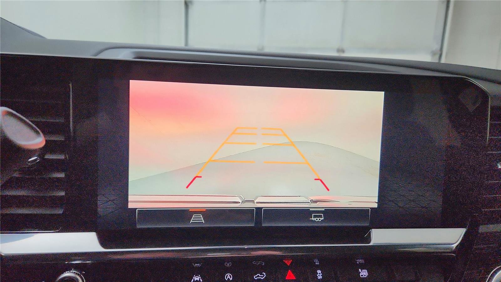 Used 2025 GMC Sierra 1500 SLE image 38