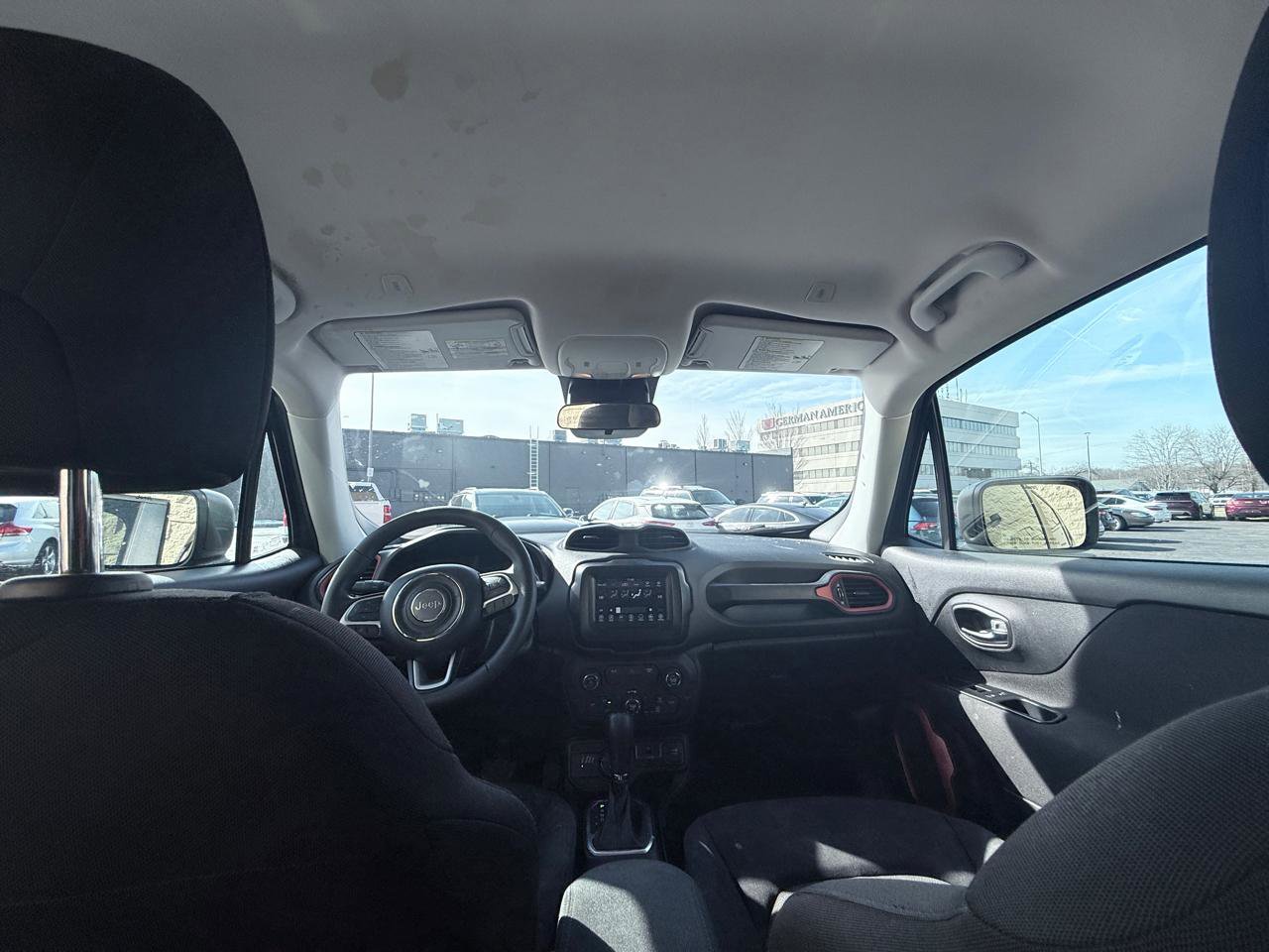 Used 2018 Jeep Renegade Sport w/ Power & Air Group image 13