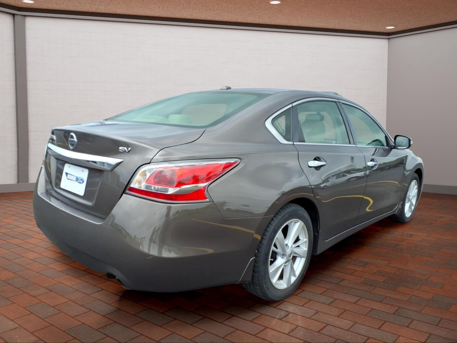 Used 2015 Nissan Altima 2.5 SV w/ Convenience Package FWD image 8