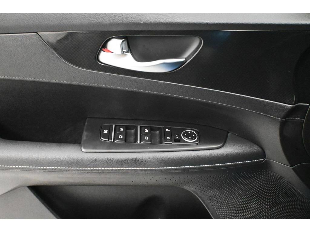 Used 2023 Kia Forte GT-Line FWD image 27