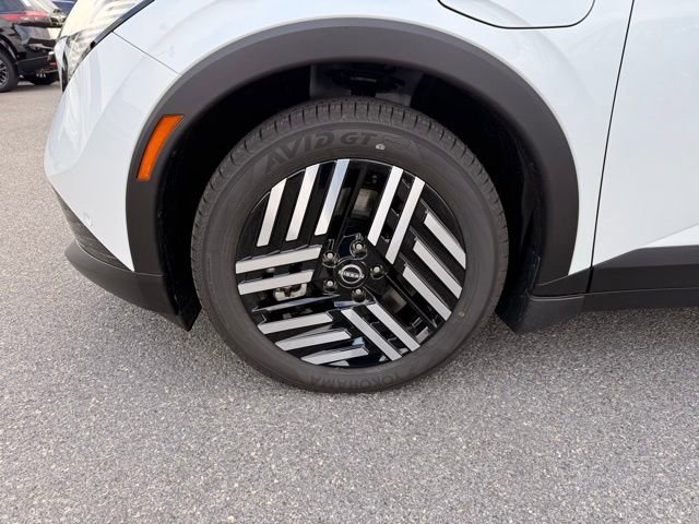 New 2026 Nissan Leaf SV+ w/ Floor Mat Package (SV+) image 9