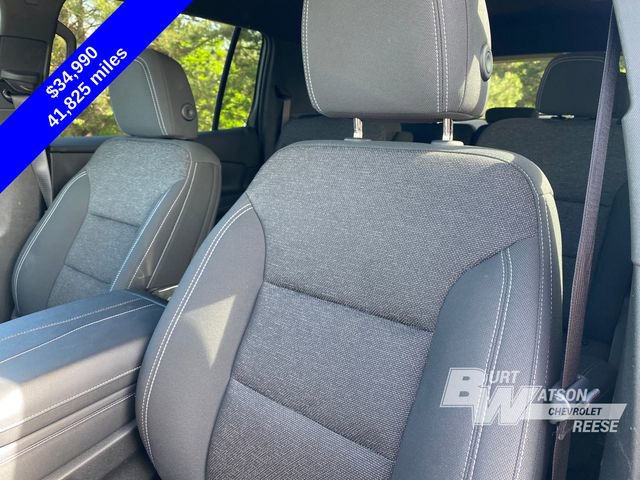 Used 2024 Chevrolet Traverse LT w/ Midnight/Sport Edition FWD image 12