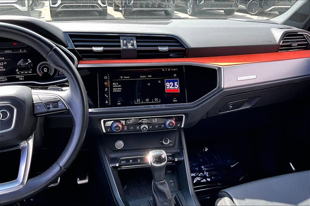 Used 2020 Audi Q3 2.0T Premium Plus w/ Premium Plus Package image 20