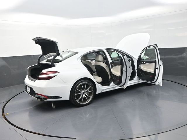 Used 2025 Genesis G70 2.5T RWD image 35