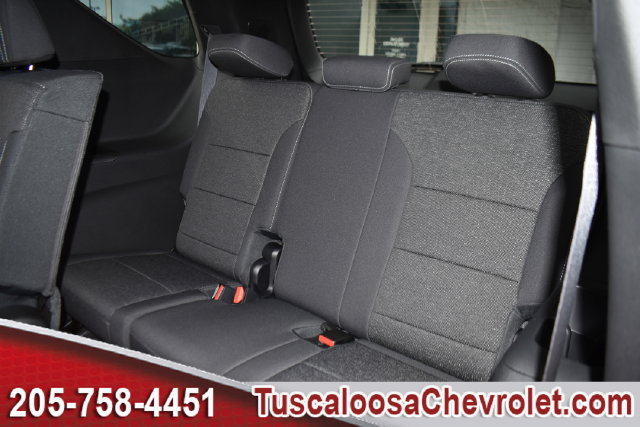 New 2027 Chevrolet Traverse LT FWD image 19