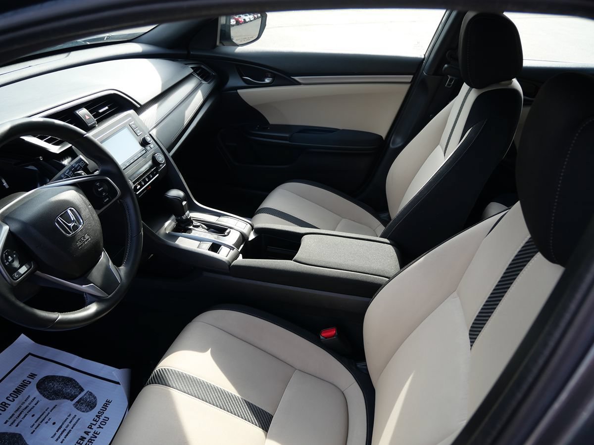 Used 2018 Honda Civic Sport image 9