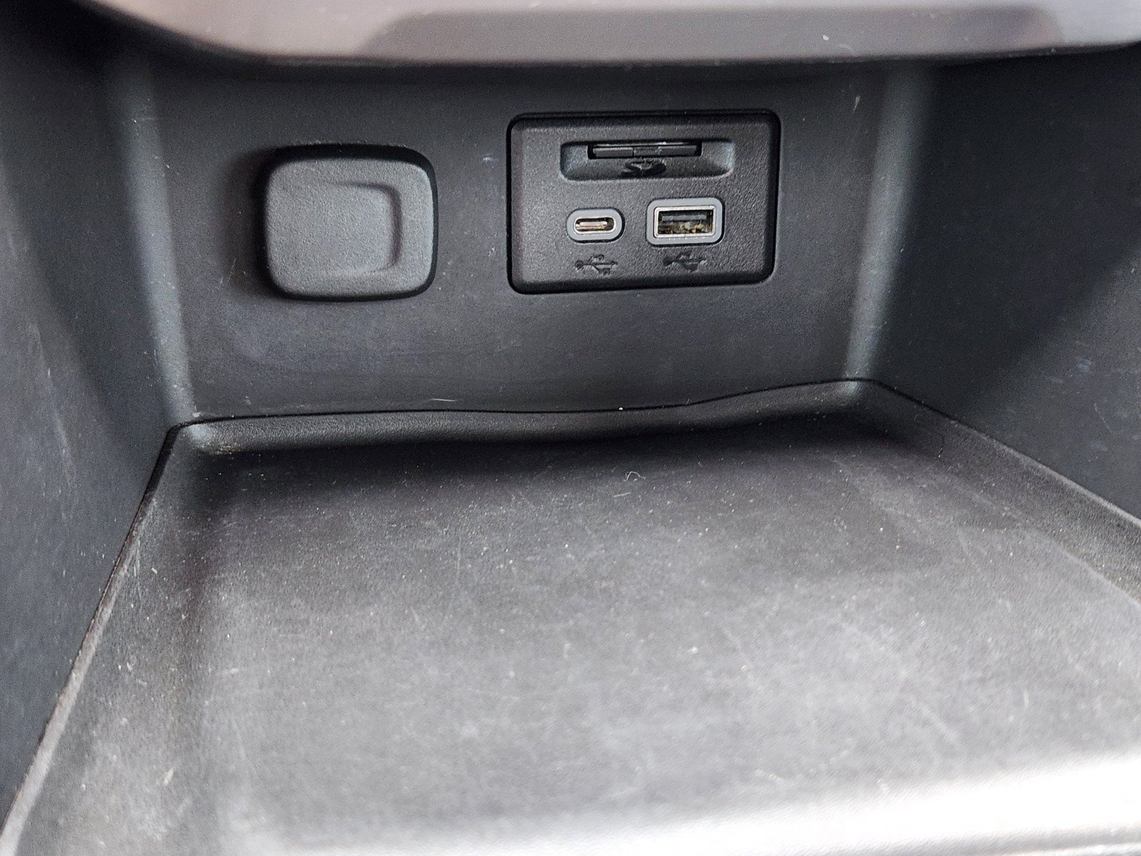 Used 2020 GMC Acadia AT4 AWD/4WD image 18