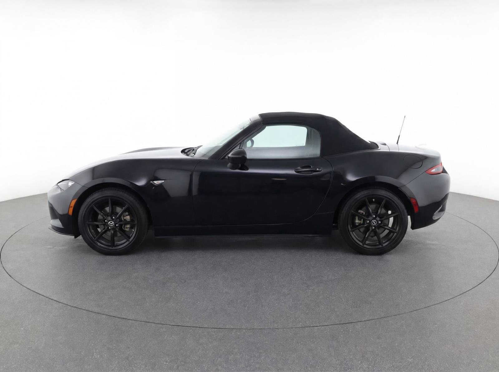 Used 2024 MAZDA MX-5 Miata Sport RWD image 6
