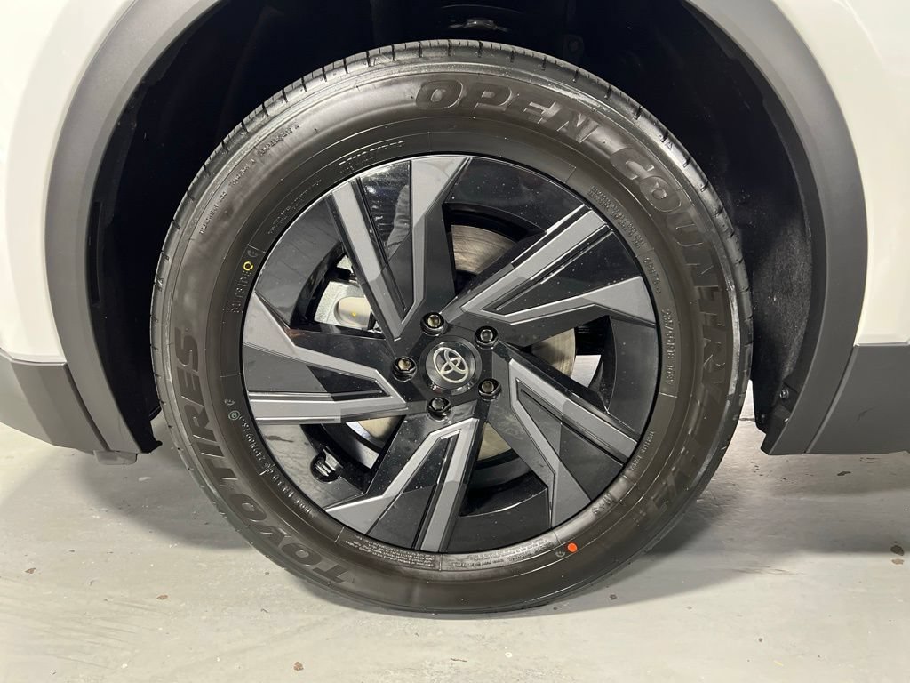 New 2026 Toyota C-HR AWD/4WD image 6