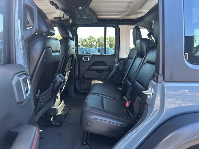 Used 2024 Jeep Wrangler Unlimited Rubicon w/ Technology Group image 27