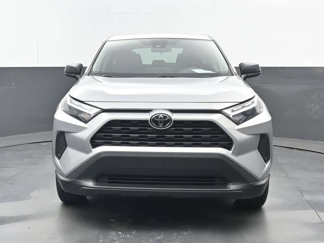 Used 2024 Toyota RAV4 LE FWD image 20