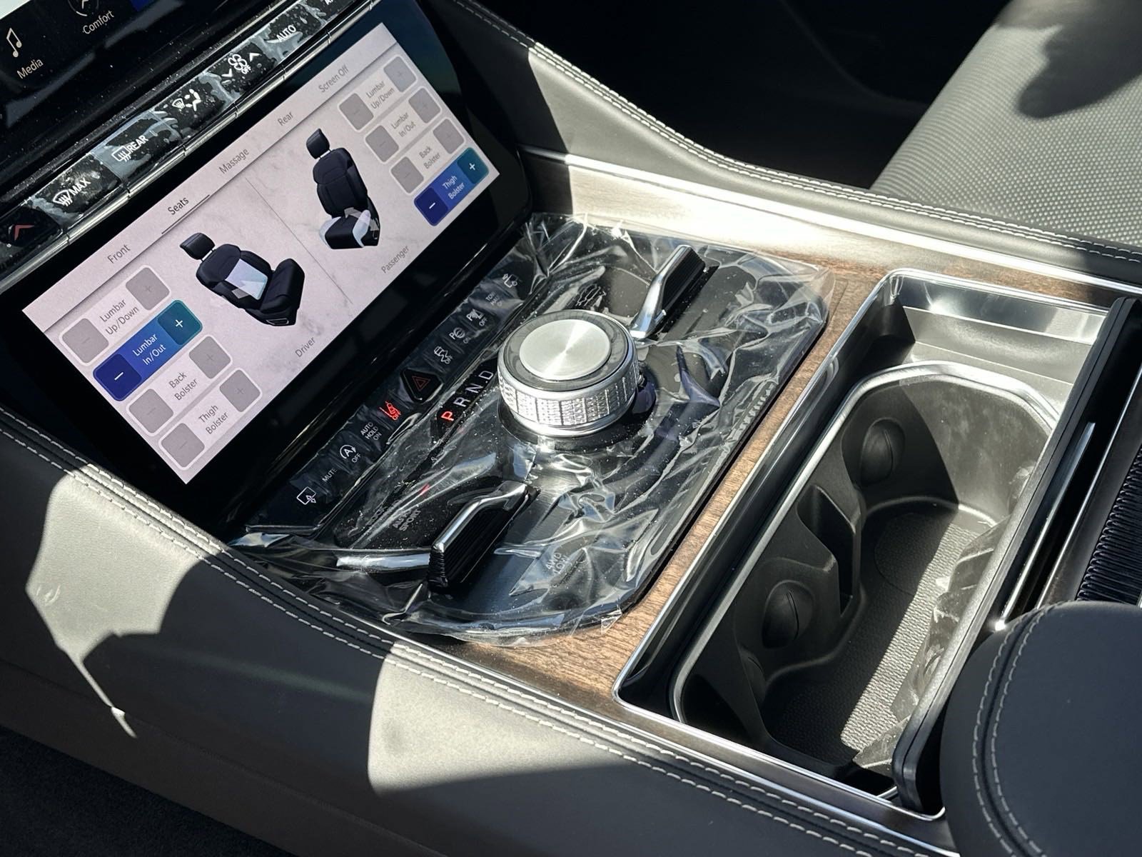 New 2023 Jeep Grand Wagoneer Series II w/ Premium Group II image 15