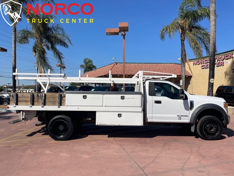 Used 2020 Ford F550 2WD Regular Cab Super Duty image 1