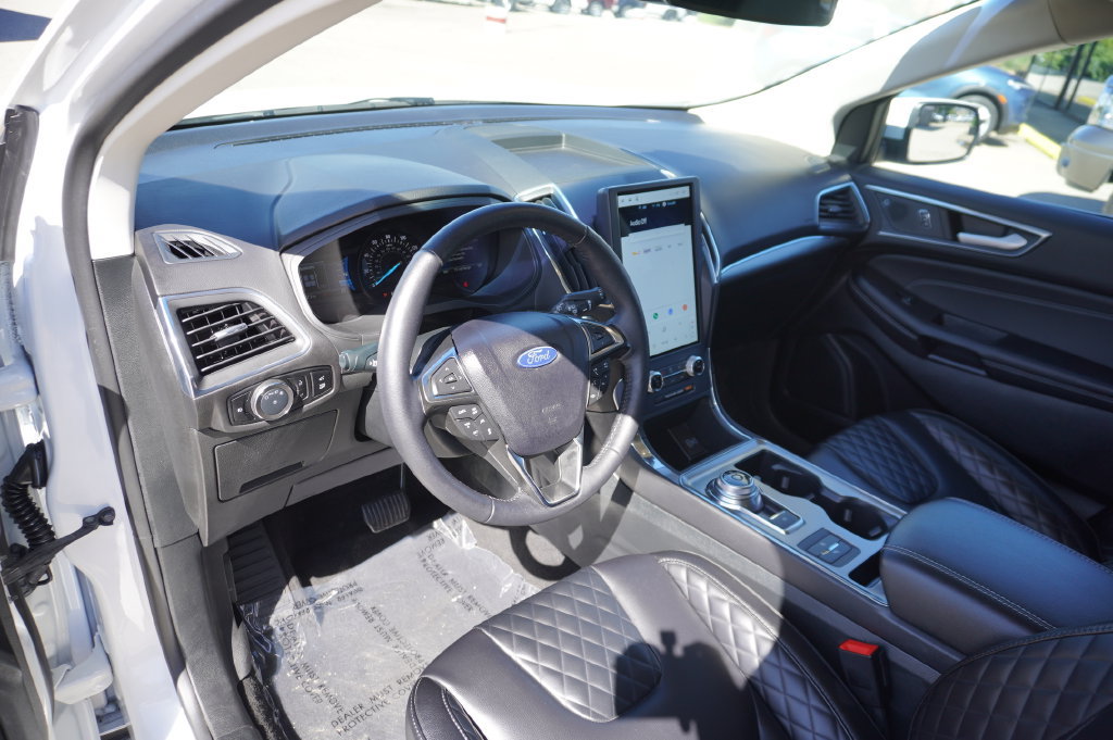 Used 2024 Ford Edge Titanium AWD/4WD image 24