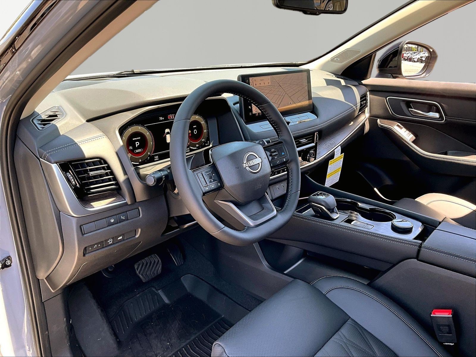 New 2026 Nissan Rogue Platinum w/ Platinum Premium Package AWD/4WD image 16