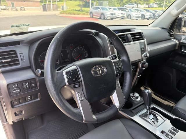 Used 2021 Toyota 4Runner SR5 Premium w/ Moonroof Package AWD/4WD image 16