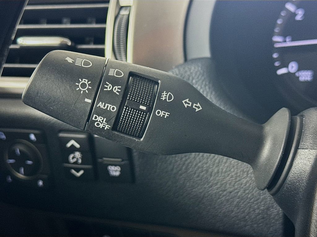 Used 2023 Lexus GX 460 Premium w/ Premium Package AWD/4WD image 12