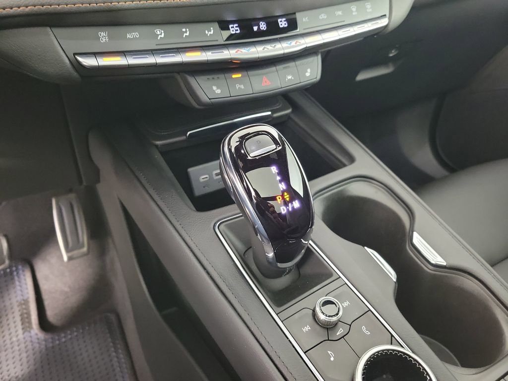 Used 2023 Cadillac XT4 Sport w/ Cold Weather Package FWD image 29