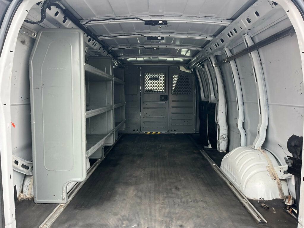 Used 2019 GMC Savana 2500 Extended image 27