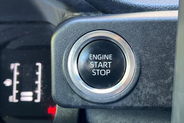 Certified 2025 Toyota 4Runner SR5 AWD/4WD image 24