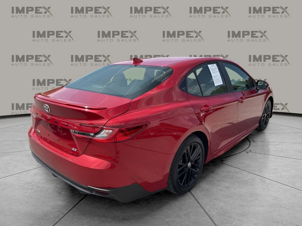 Used 2025 Toyota Camry SE FWD image 5