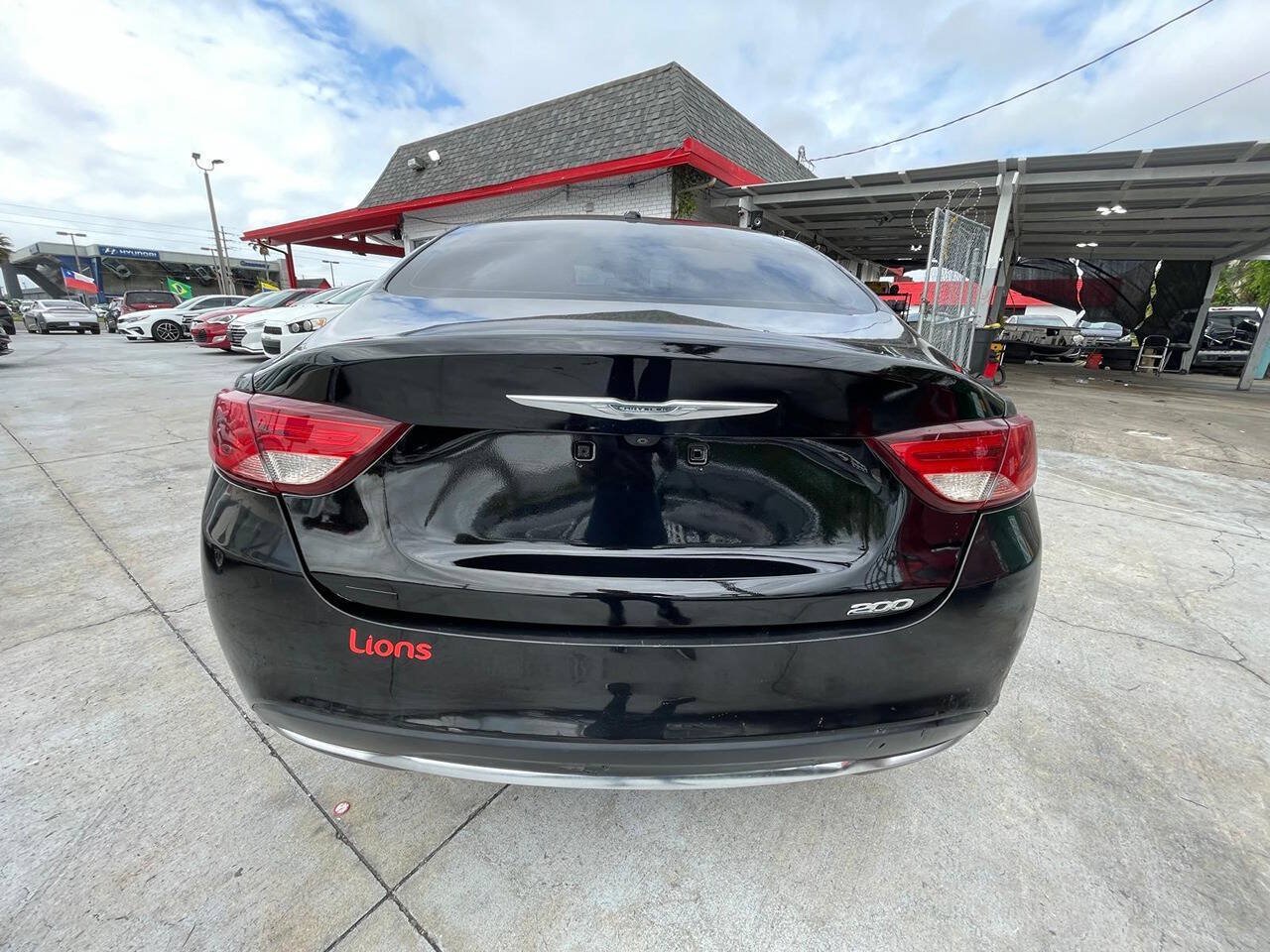 Used 2015 Chrysler 200 Limited w/ Convenience Group FWD image 19