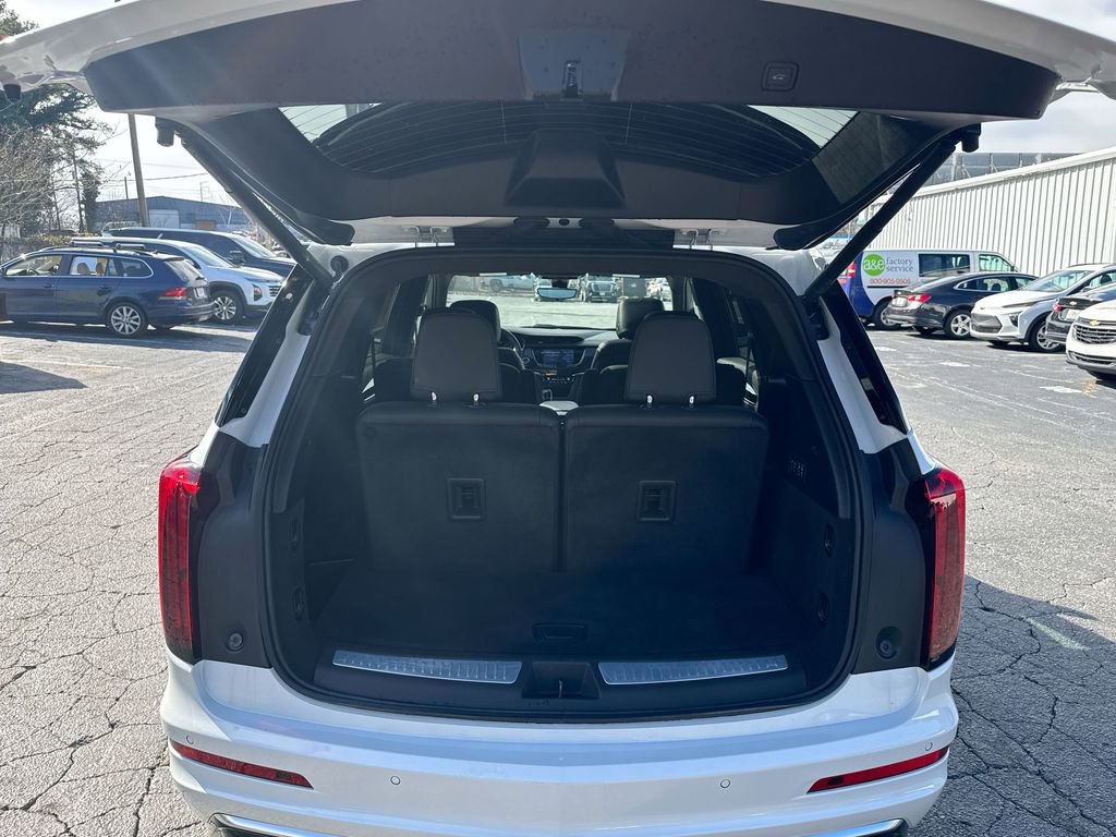 Used 2025 Cadillac XT6 Premium Luxury w/ Technology Package image 35
