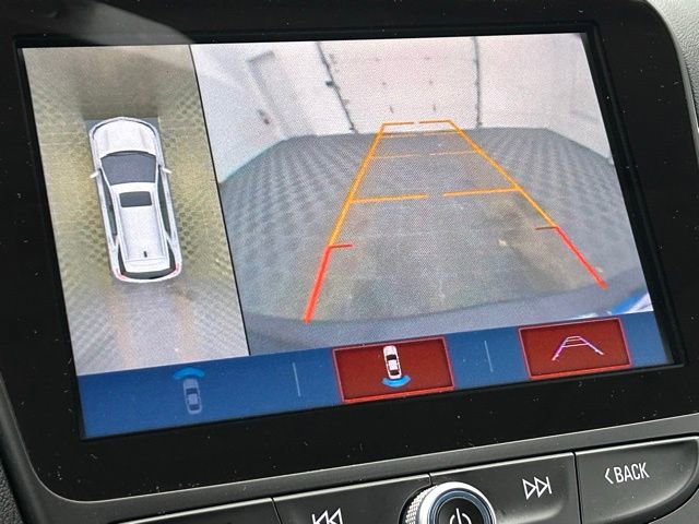 Used 2018 Chevrolet Equinox Premier image 6