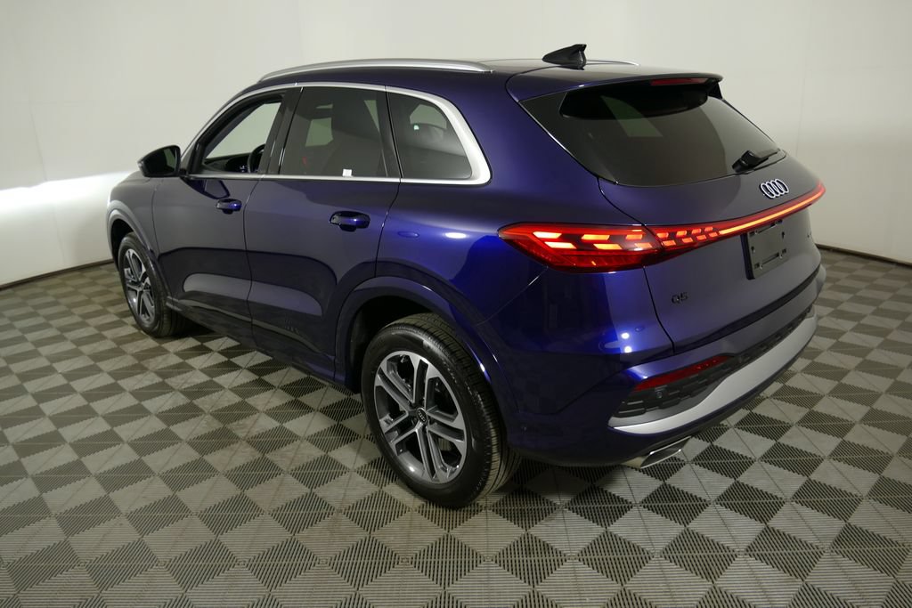 Certified 2025 Audi Q5 Premium Plus w/ Premium Plus AWD/4WD image 5