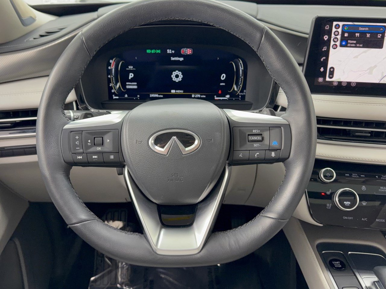 Used 2026 INFINITI QX60 Luxe w/ Family Package FWD image 10