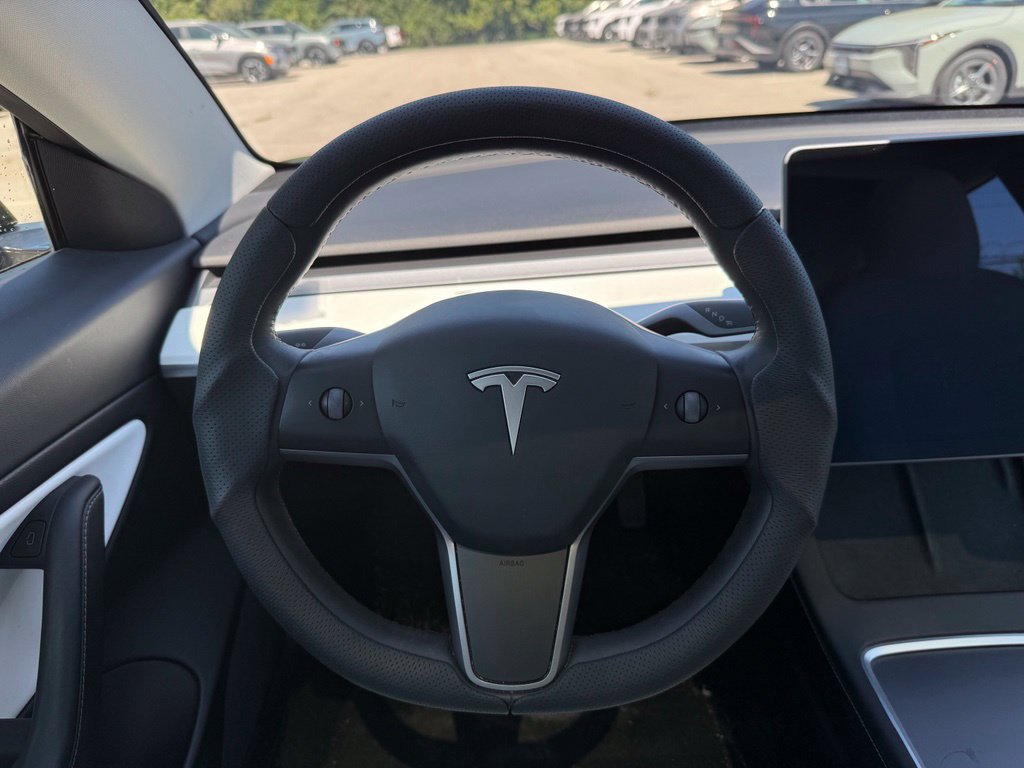 Used 2021 Tesla Model 3 Standard Range Plus RWD image 19