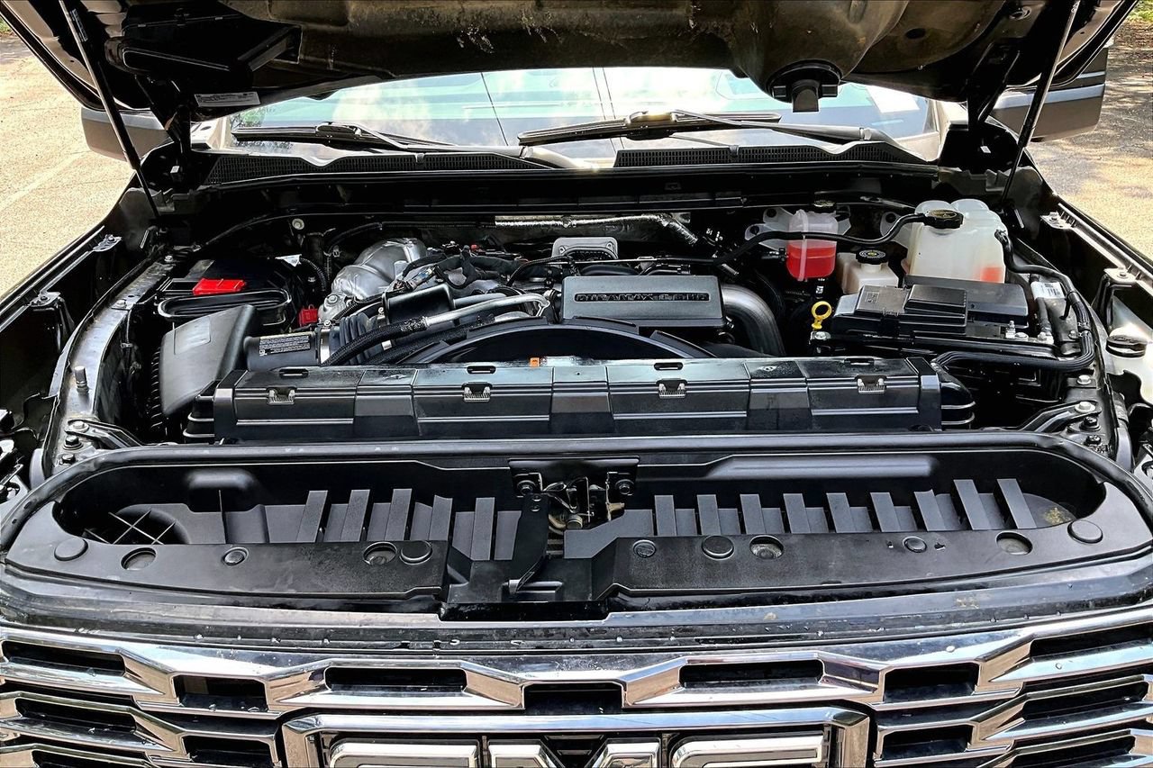 Used 2025 GMC Sierra 2500 Denali Ultimate AWD/4WD image 31