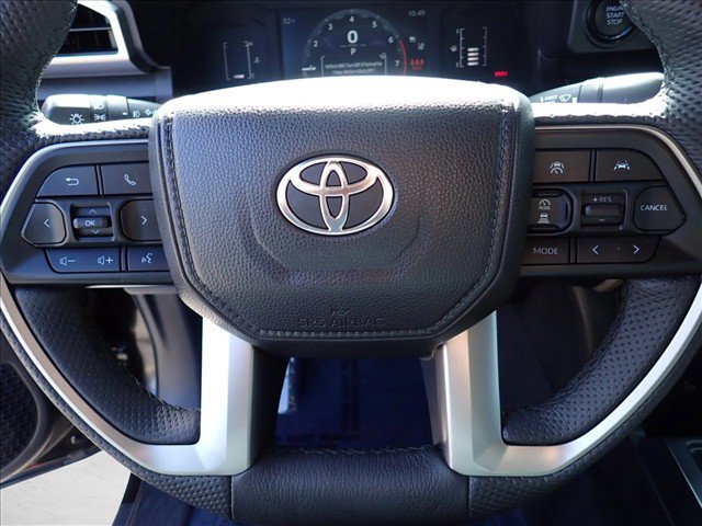 Certified 2025 Toyota Tacoma SR5 AWD/4WD image 15