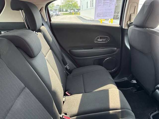 Used 2018 Honda HR-V EX image 24