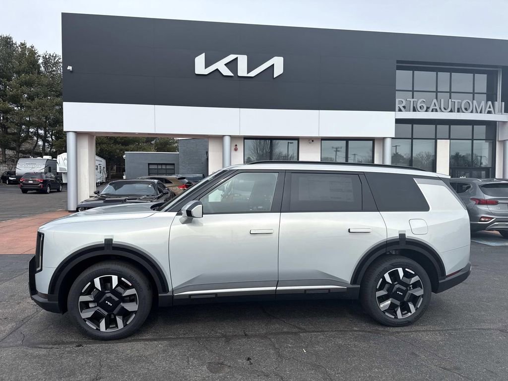 New 2027 Kia Telluride S image 2