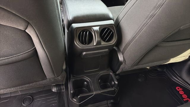 Used 2021 Jeep Wrangler Unlimited Sport image 20