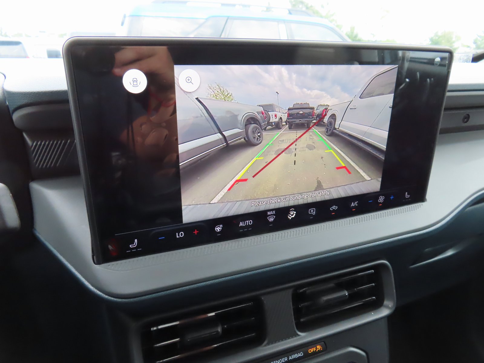 New 2025 Ford Maverick XLT w/ XLT Luxury Package image 12