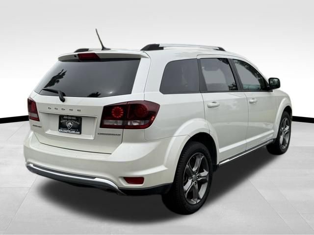 Used 2017 Dodge Journey Crossroad FWD image 6