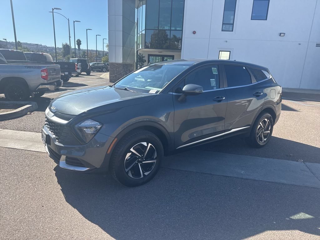 Used 2023 Kia Sportage LX AWD/4WD image 14