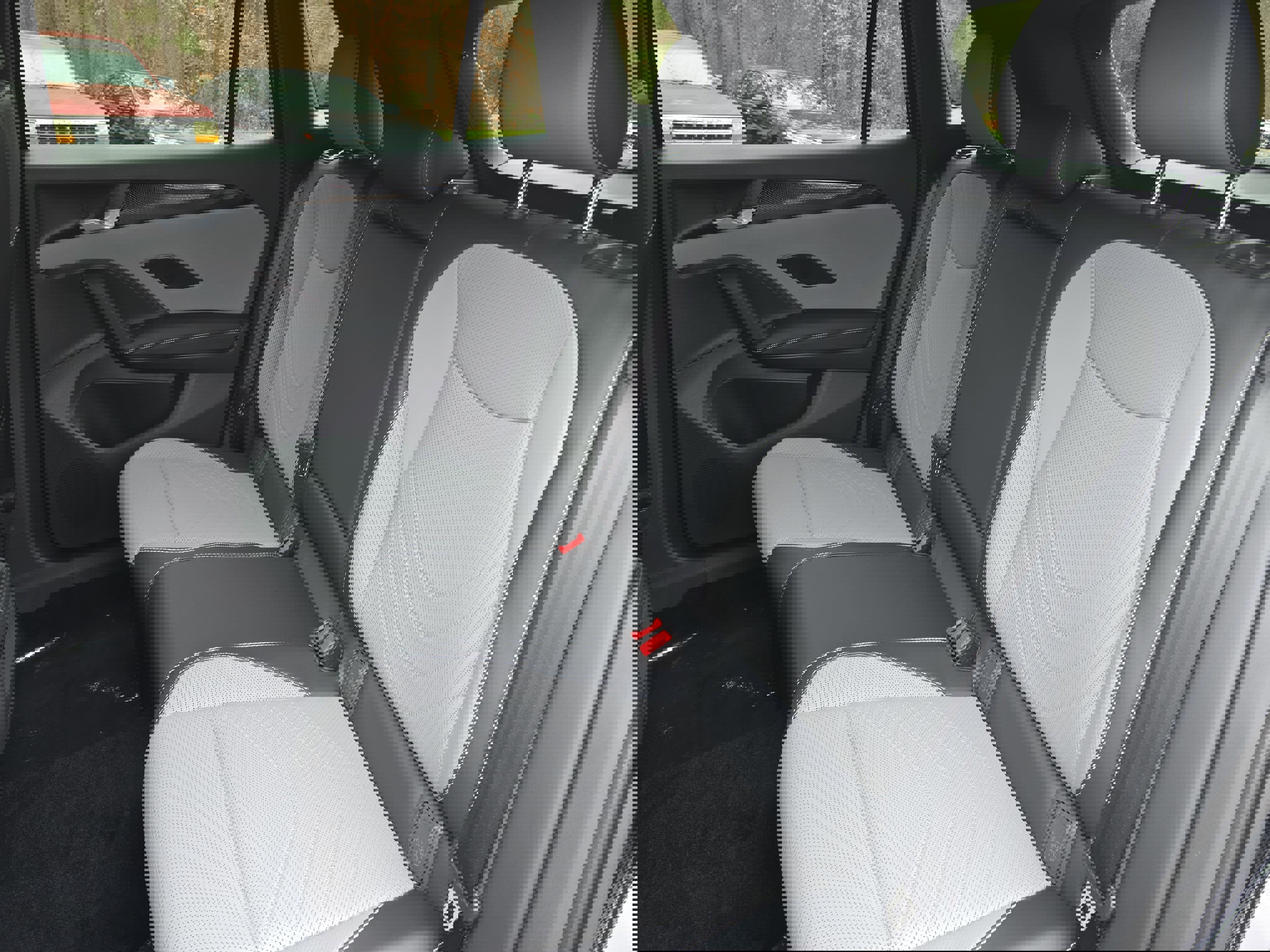 New 2026 Volkswagen Tiguan SE R-Line image 14